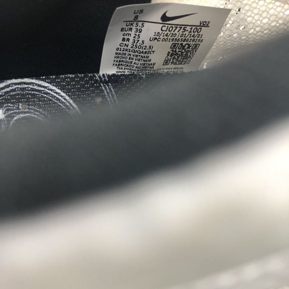 Women’s Nike Superrep Cycle - White / Black, Size 8.0 (fits more 7.5) - Picture 7 of 10